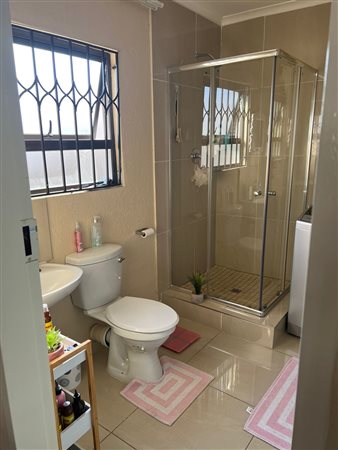 Image Number 8 for Sharon Park Lifestyle