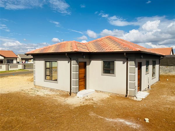 Image Number 4 for Sharon Park Lifestyle