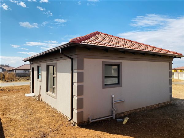 Image Number 2 for Sharon Park Lifestyle