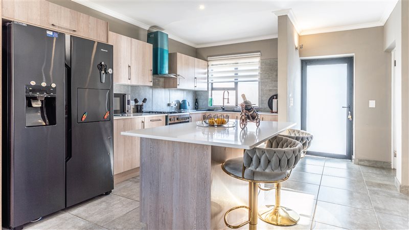 Image Number 5 for STAMFORD CLOSE