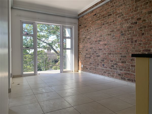 Image Number 7 for Maple Mews