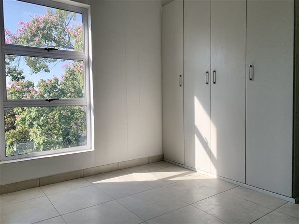 Image Number 9 for Maple Mews