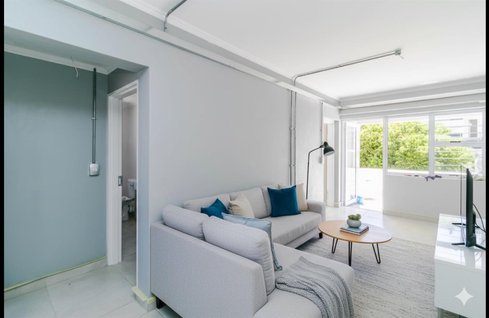 Image Number 3 for Palm Beach Villas