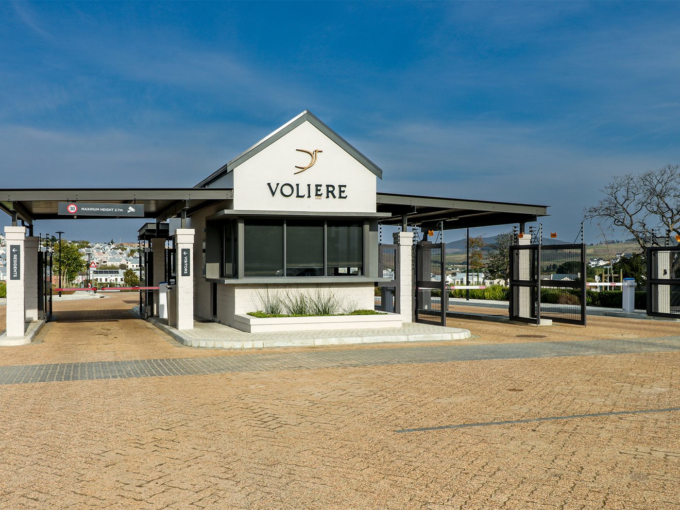 Image Number 1 for Voliere
