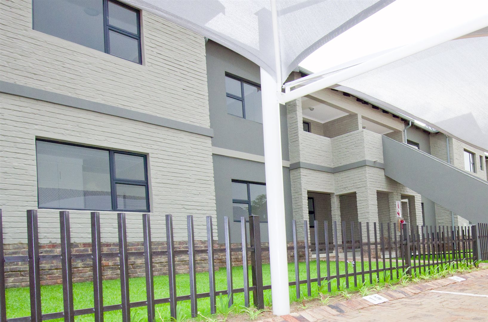 Image Number 2 for Silver Pines Estate
