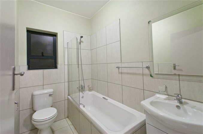 Image Number 5 for Silver Pines Estate