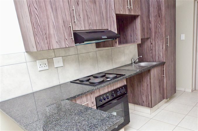 Image Number 6 for Silver Pines Estate