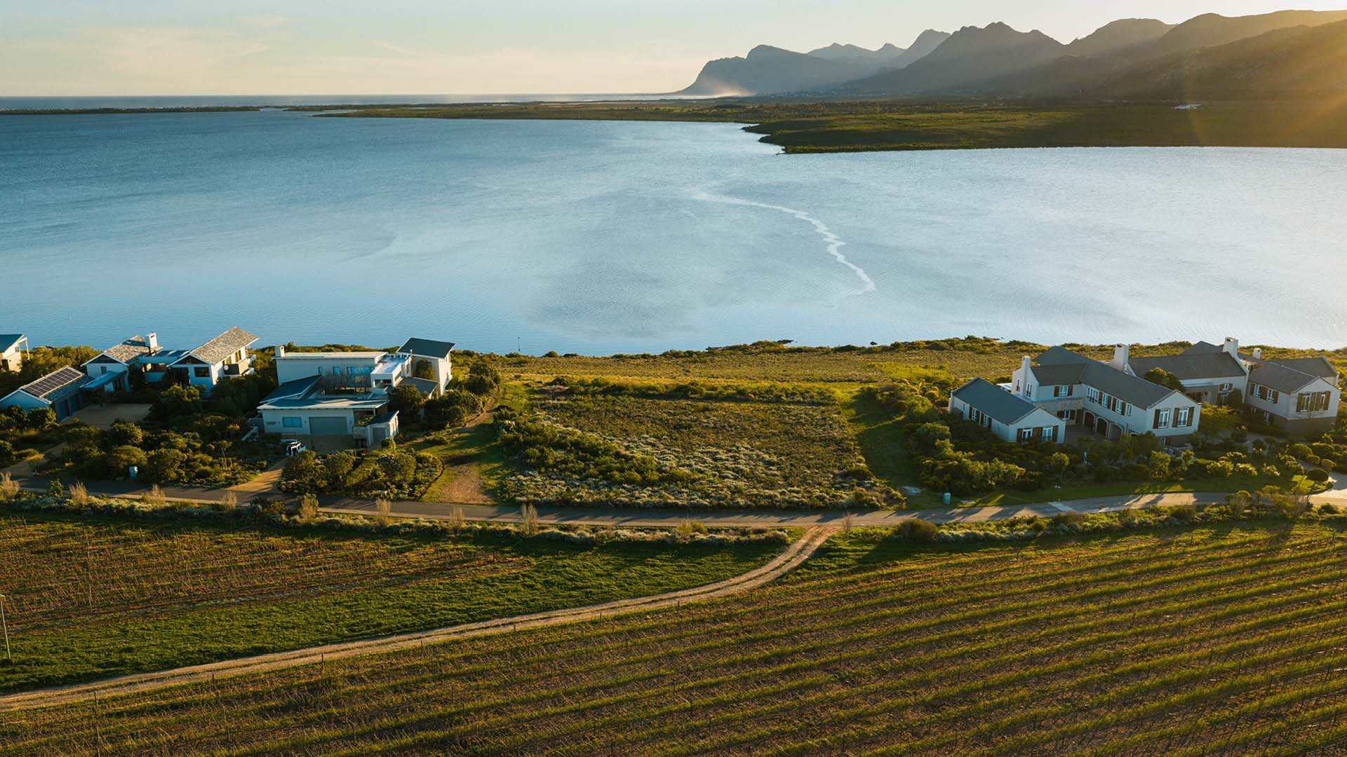 Image Number 2 for Benguela Cove Lagoon Wine Estate