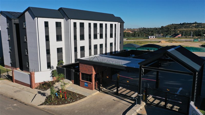 Image Number 2 for Legacy Hill Estate