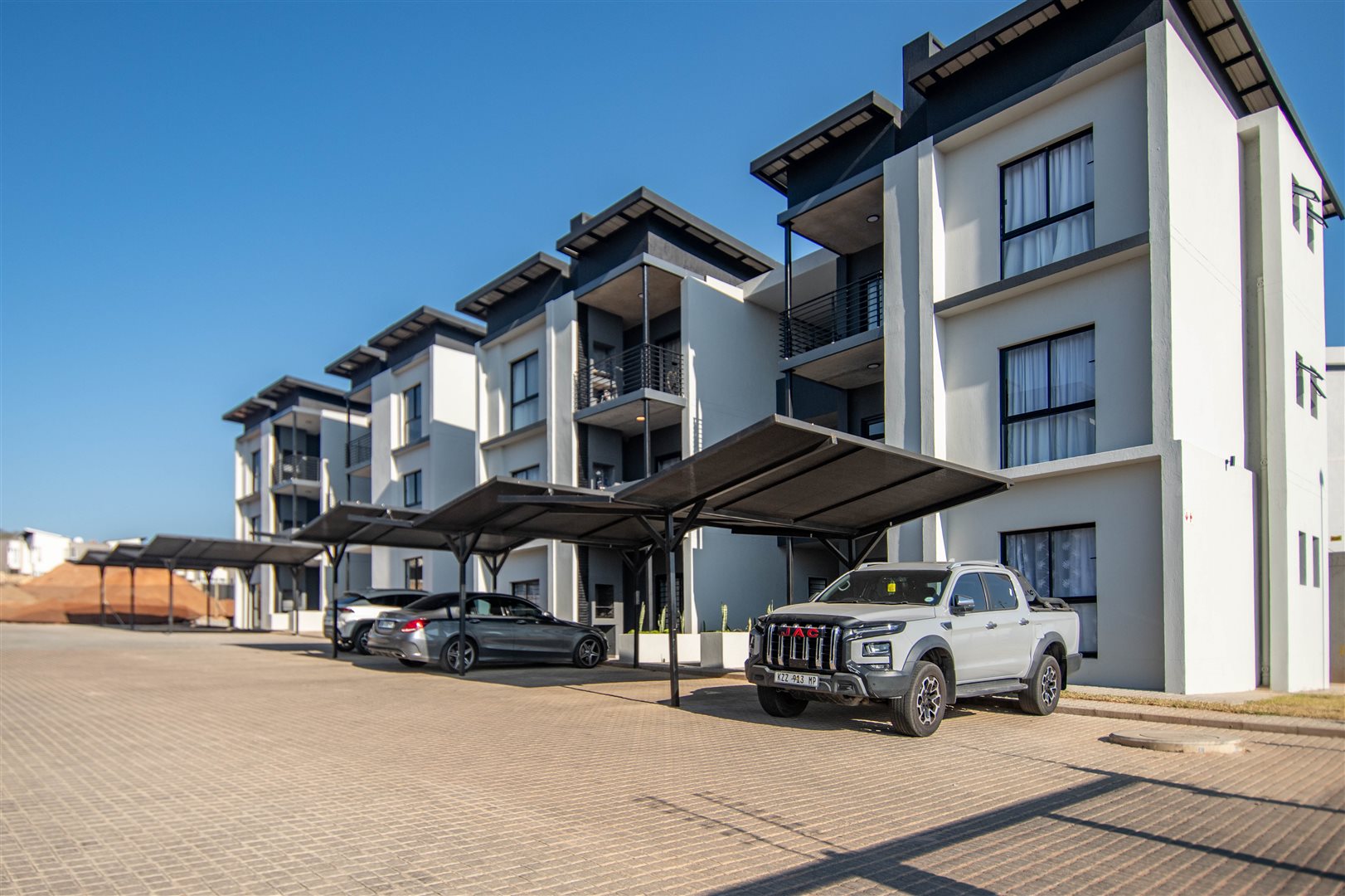 Image Number 2 for Nova Apartments