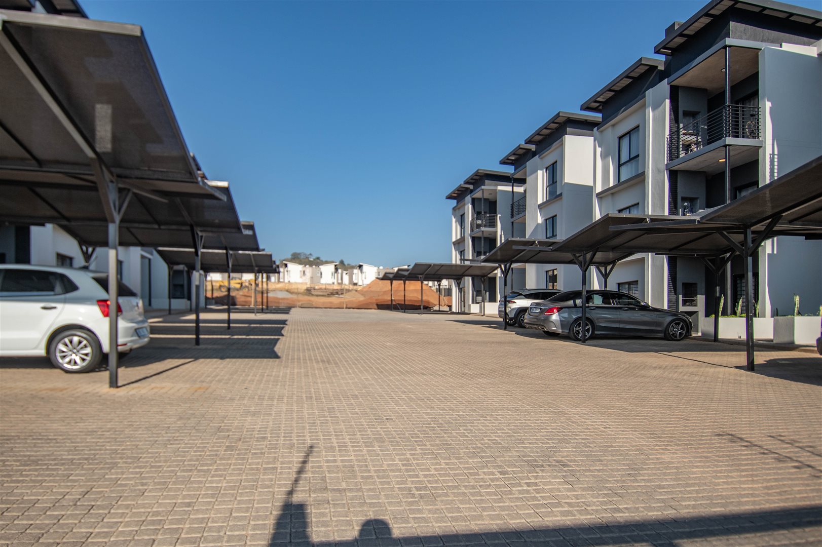 Image Number 3 for Nova Apartments