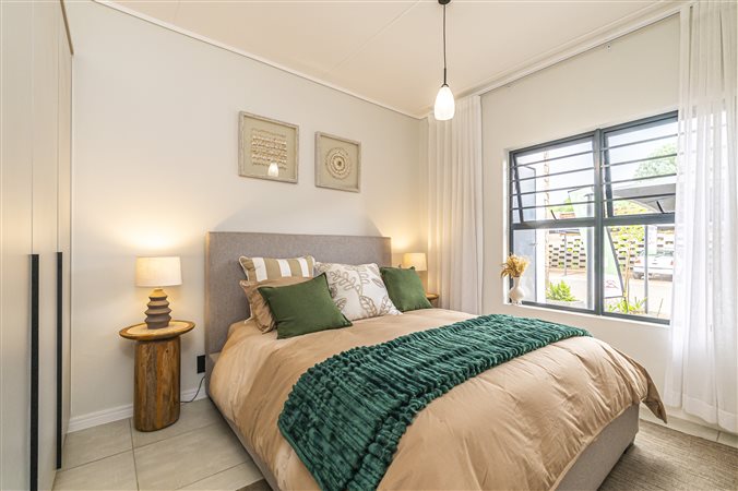 Image Number 8 for The Blyde