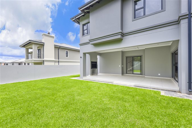 Image Number 9 for Olivewood Estate