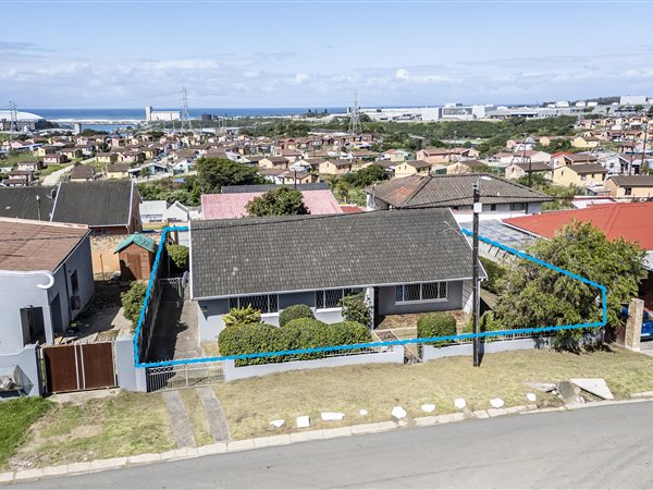 3 Bedroom House 3 Bedroom House