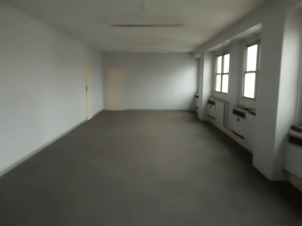 490  m² Commercial space in Esplanade photo number 2