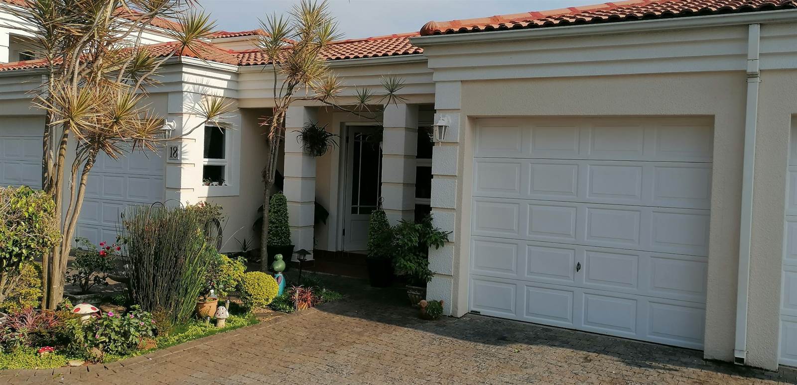 3 Bed Townhouse in La Lucia photo number 22
