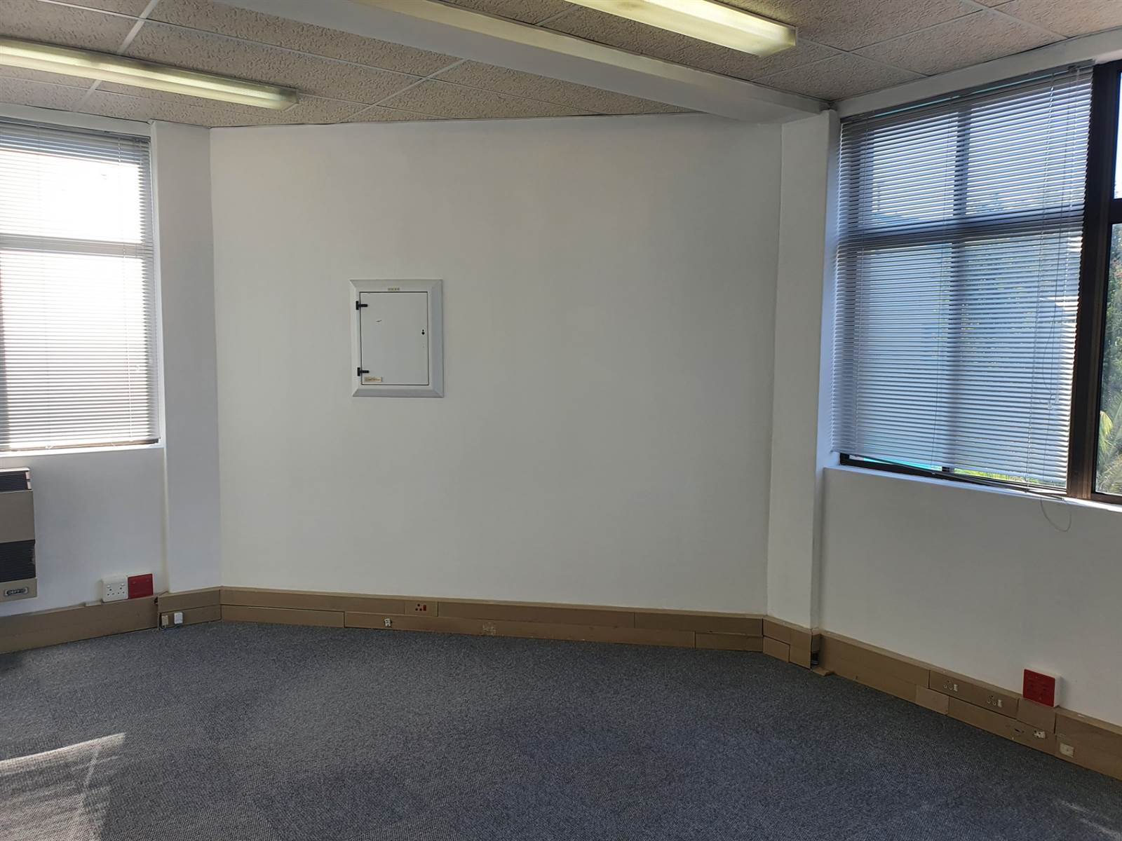 72  m² Office Space in George Central photo number 3