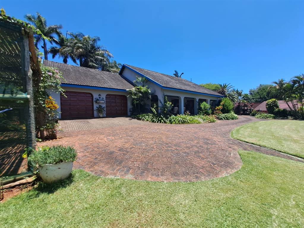 3 Bed House in Louis Trichardt photo number 2