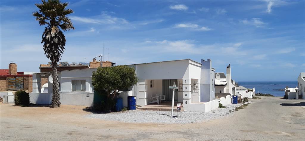 5 Bed House in Port Nolloth photo number 23