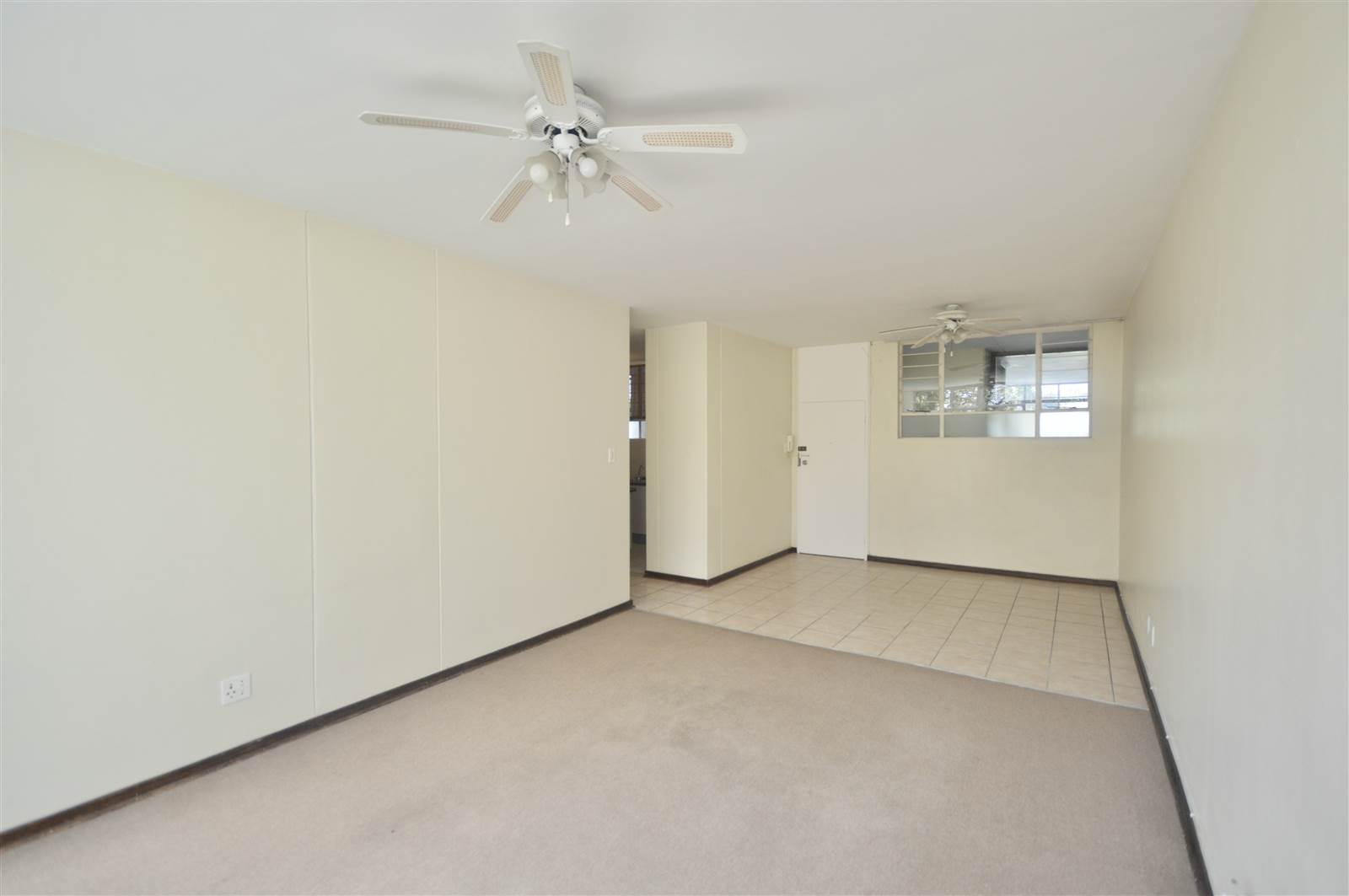2 Bed Apartment in Bedfordview photo number 2