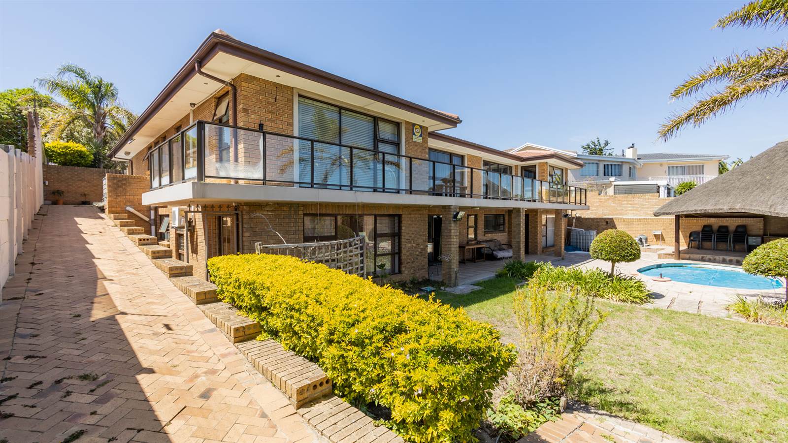 6 Bed House in Plattekloof photo number 1