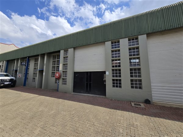 166  m² Industrial space