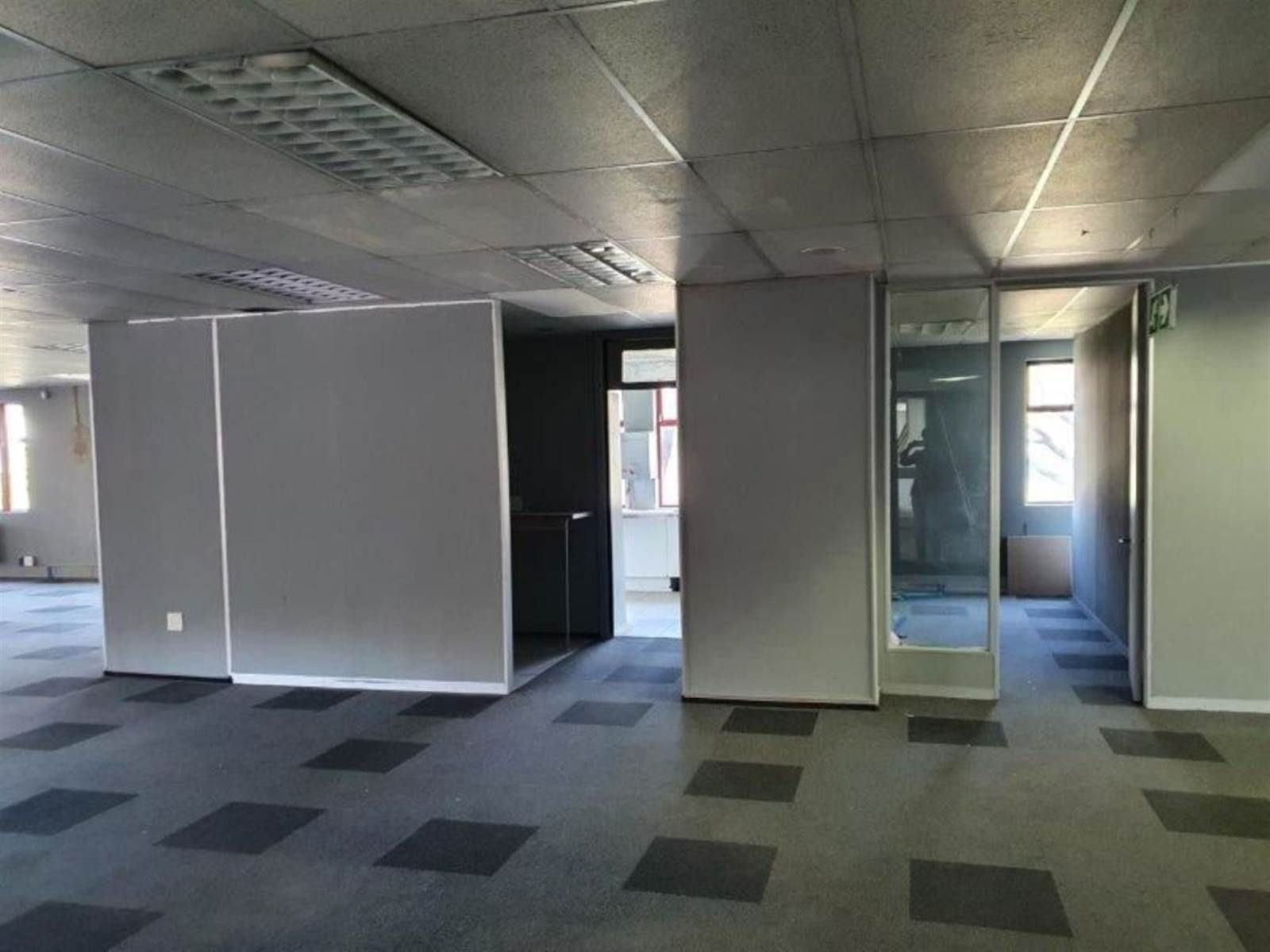 1000  m² Commercial space in Woodmead photo number 5