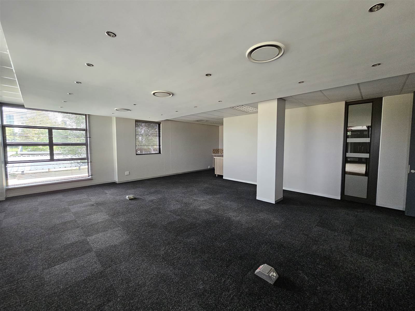 498.6  m² Commercial space in Highveld photo number 7