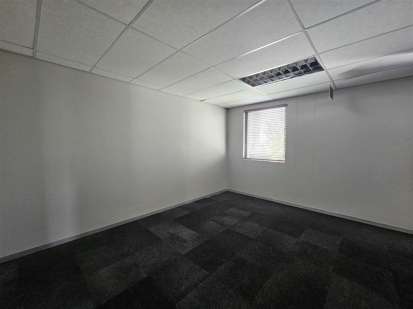 498.6  m² Commercial space in Highveld photo number 14