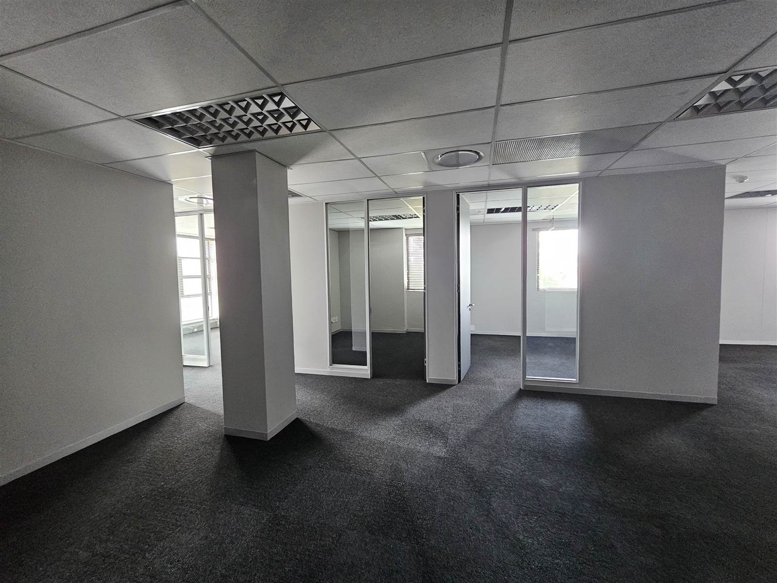 498.6  m² Commercial space in Highveld photo number 27