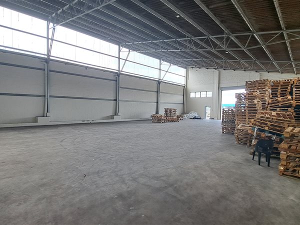 481  m² Industrial space