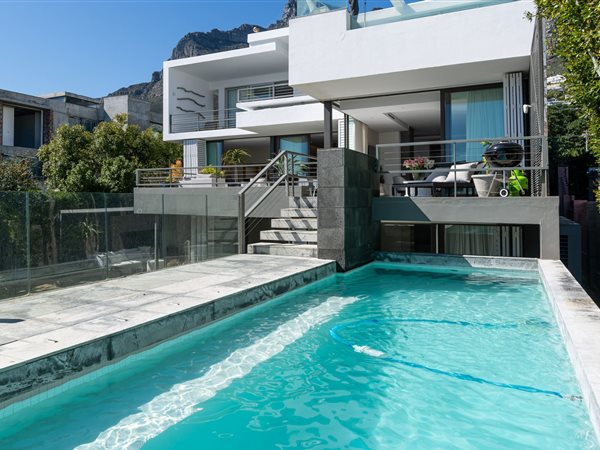 4 Bed Townhouse in Camps Bay