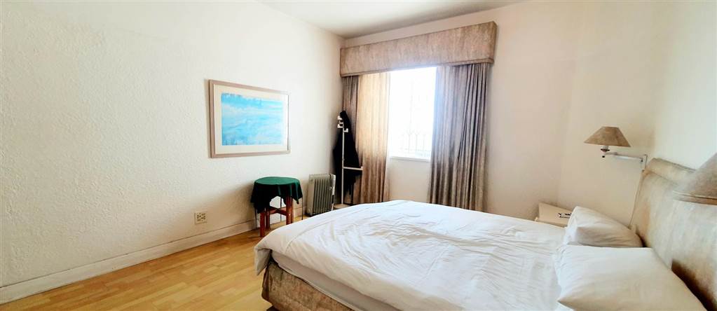 3 Bed Apartment in Muizenberg photo number 15