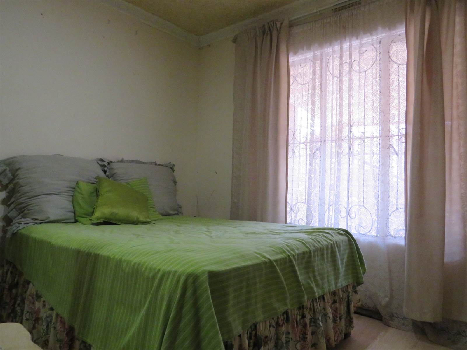 4 Bed House in Mlungisi photo number 8