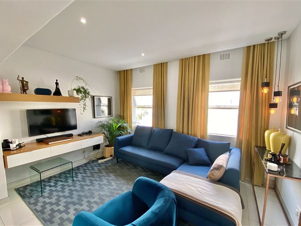 2 Bed Apartment in Zonnebloem