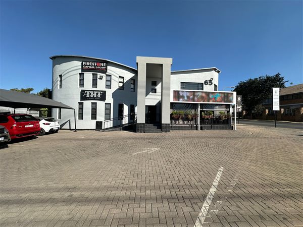 80  m² Commercial space