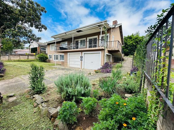 3 Bedroom House 3 Bedroom House