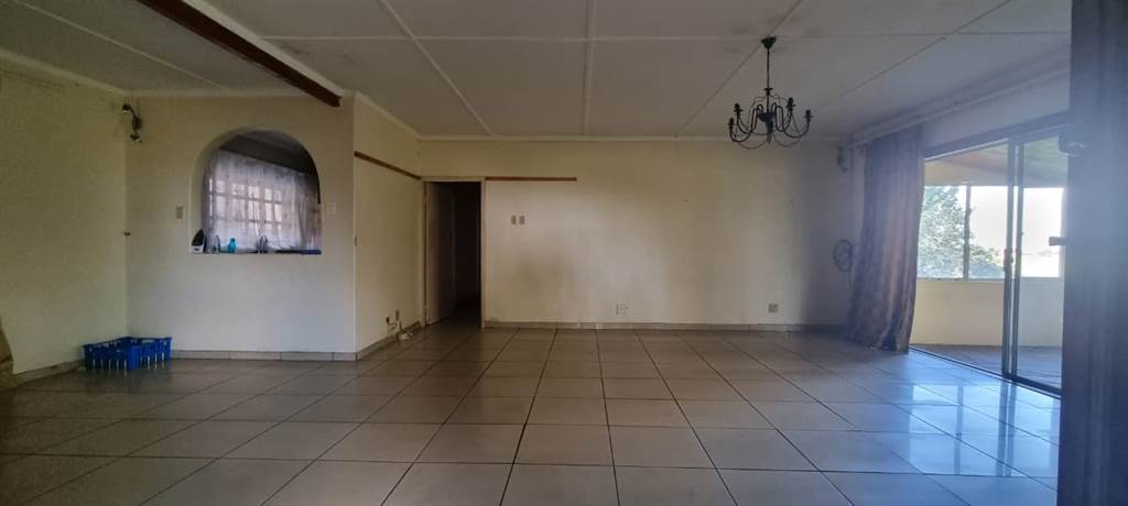 3 Bed House in Eshowe photo number 16