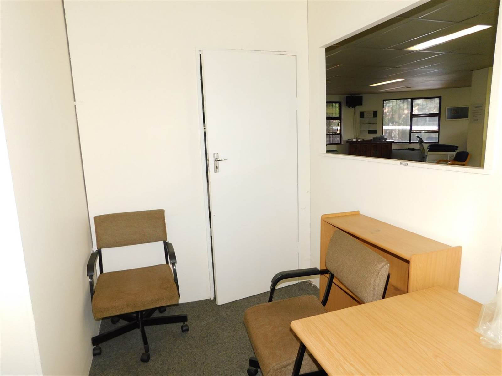 400  m² Office Space in Randburg Central photo number 13