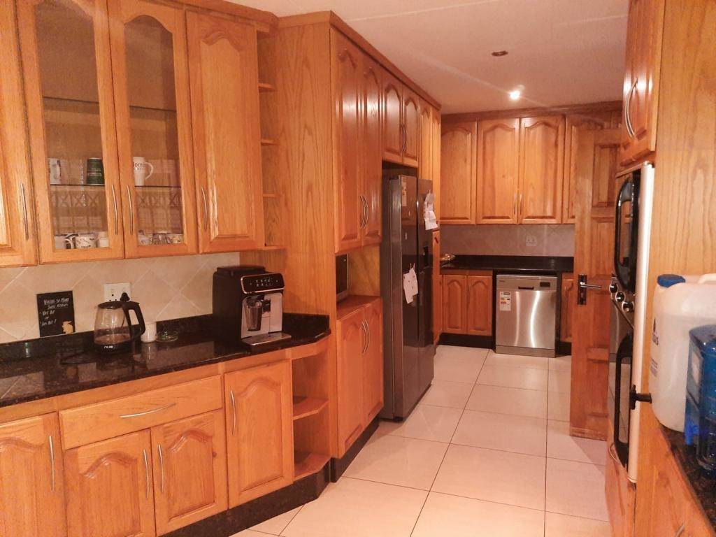 3 Bed Townhouse in Parys photo number 7