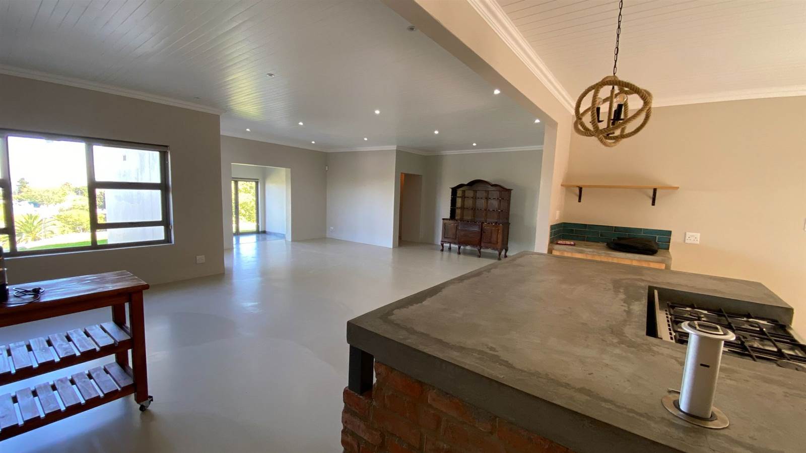 4 Bed House in Swellendam photo number 27