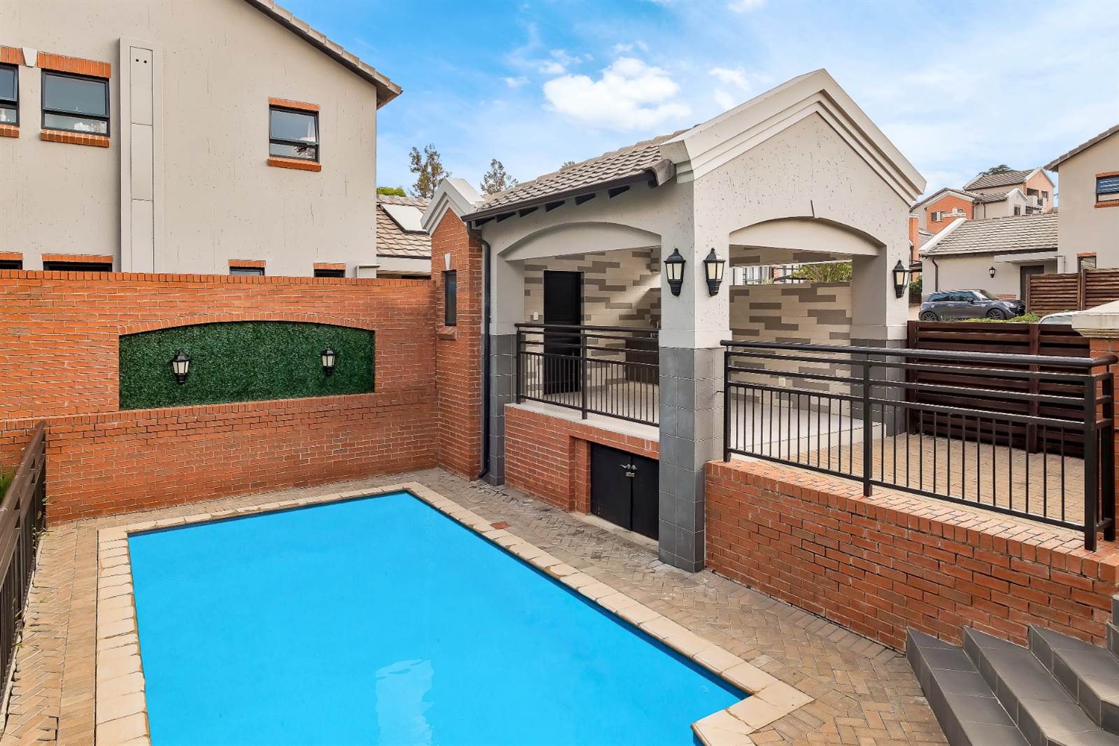 2 Bed Apartment in Bryanston photo number 16