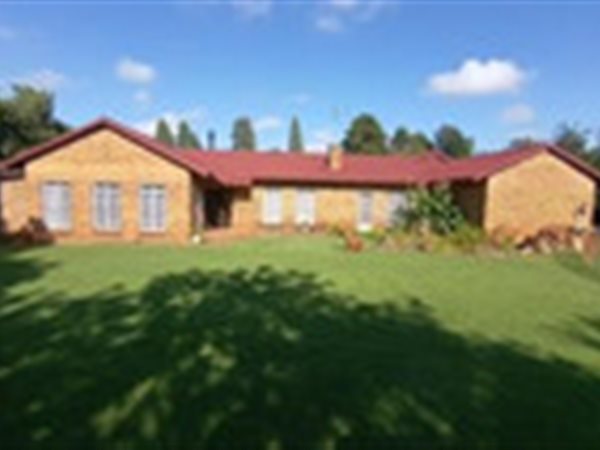 2.2 ha Smallholding