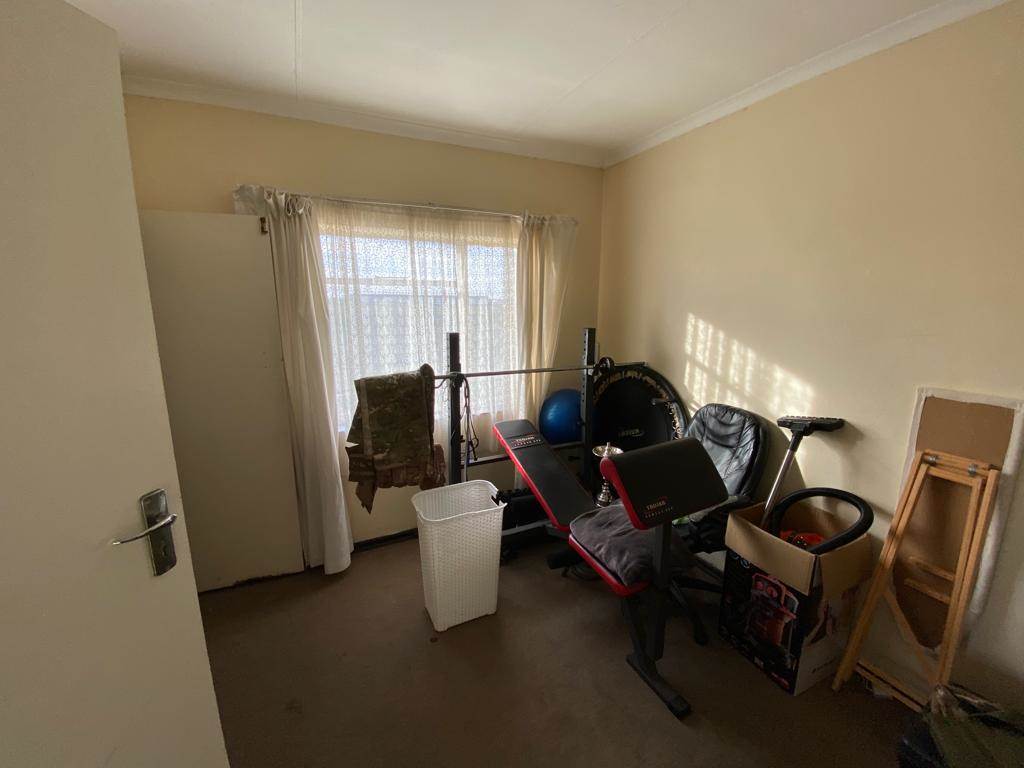 2 Bed House in Algoa Park photo number 9