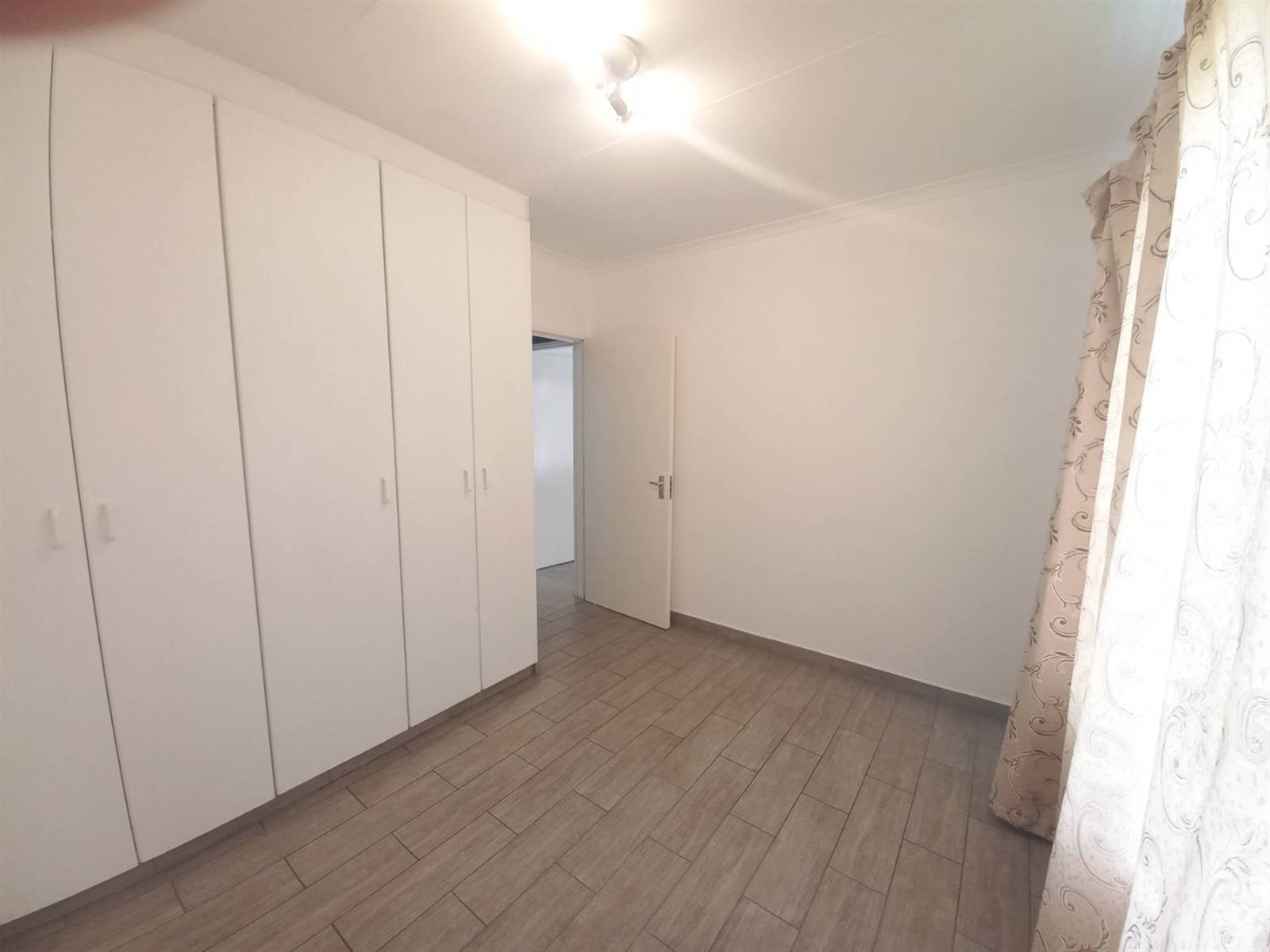 3 Bed Townhouse in Kosmosdal photo number 27