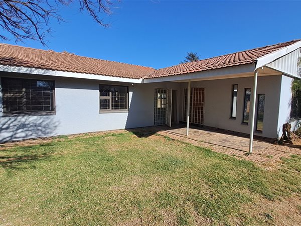 3 Bedroom House 3 Bedroom House