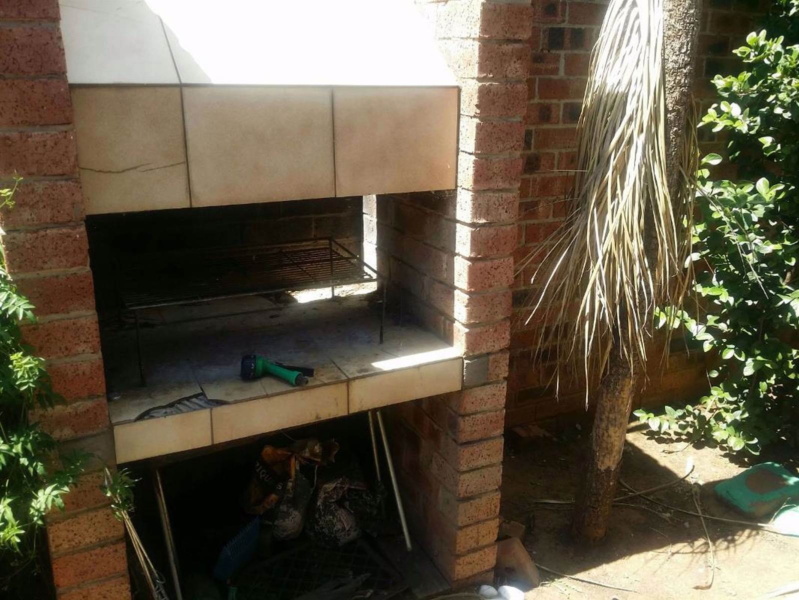 3 Bed Townhouse in Bloemfontein photo number 4