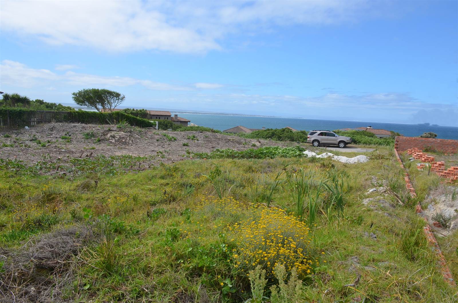 714 m² Land available in St Francis Bay photo number 12