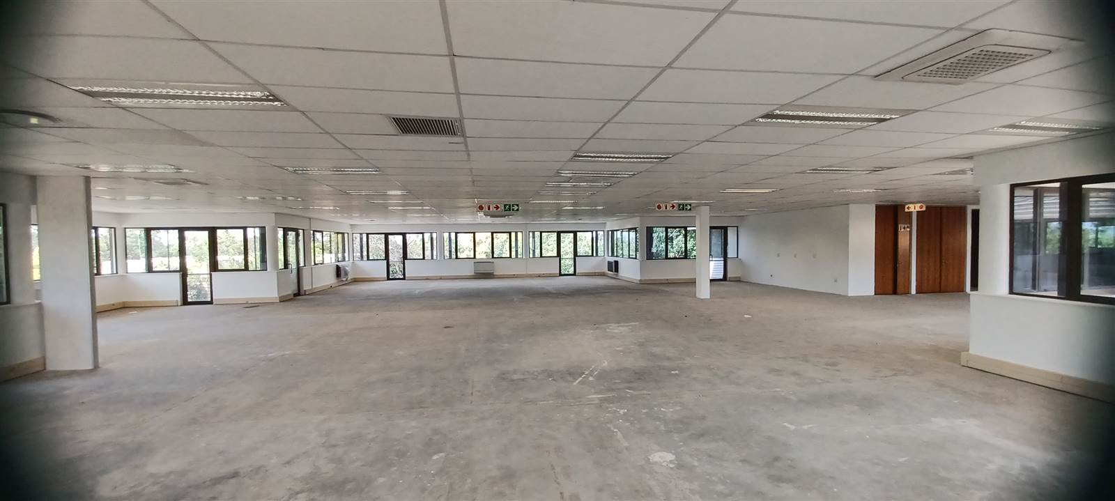 929  m² Commercial space in Illovo photo number 11