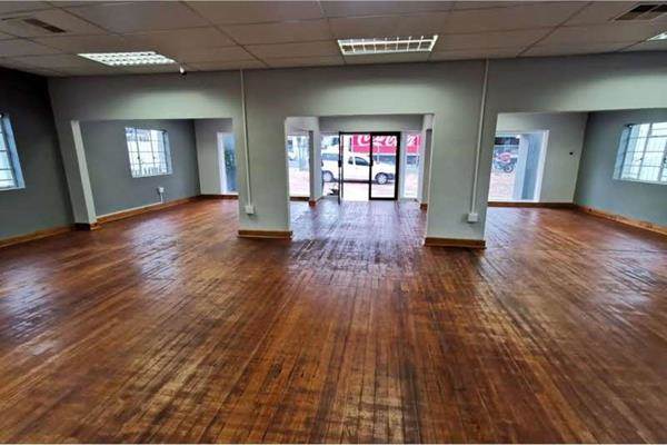 200  m² Commercial space in Greenside photo number 14